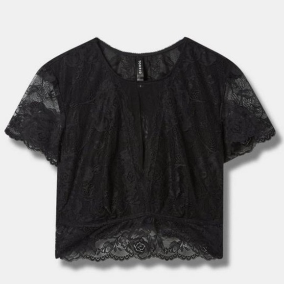 TORRID NWT Floral Lace Short Sleeve Crop Top - Picture 4 of 5